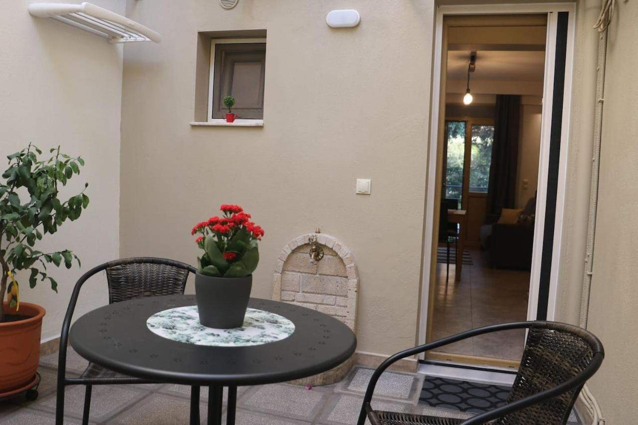 Quiet Urban Studio With Private Backyard Thessaloníki Luaran gambar